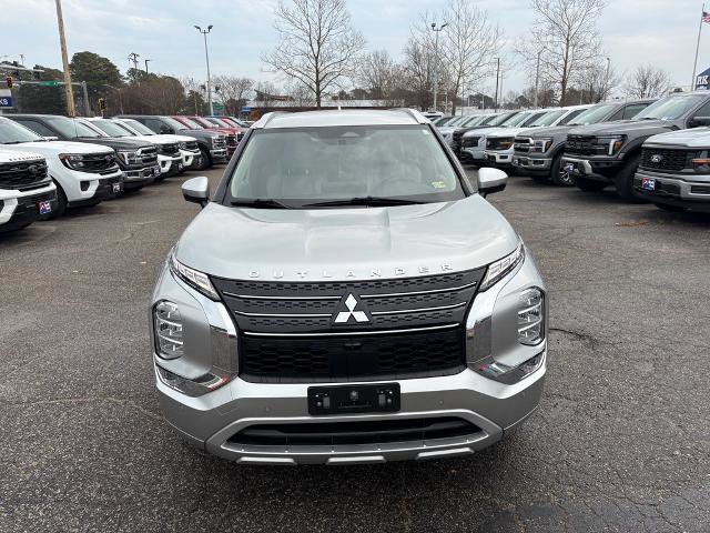 Used 2022 Mitsubishi Outlander SEL image 2