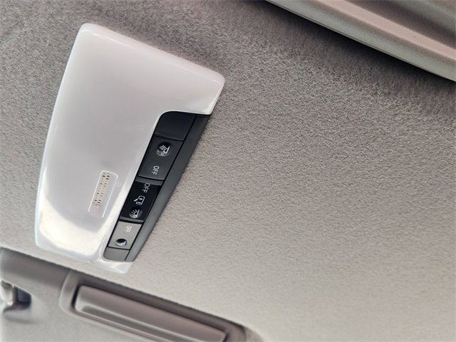 Used 2022 Nissan Kicks S image 25