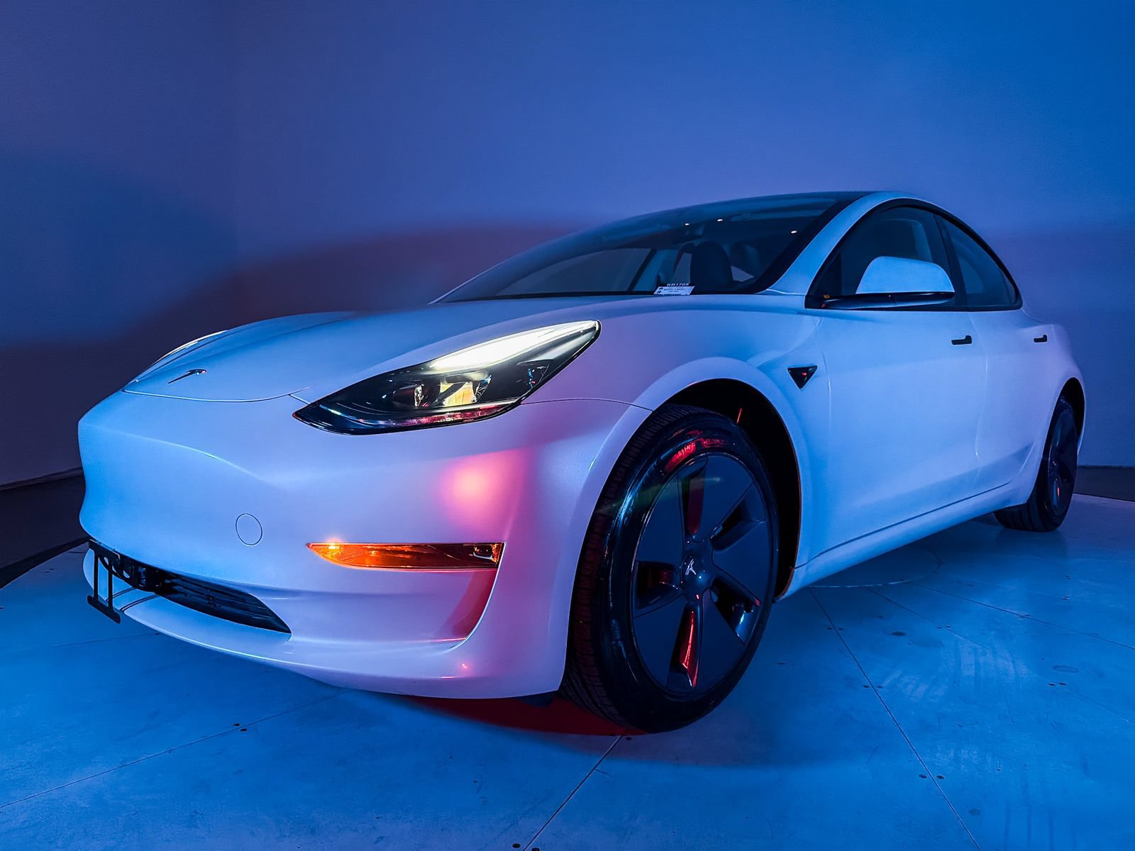 Used 2023 Tesla Model 3 Standard Range RWD image 7