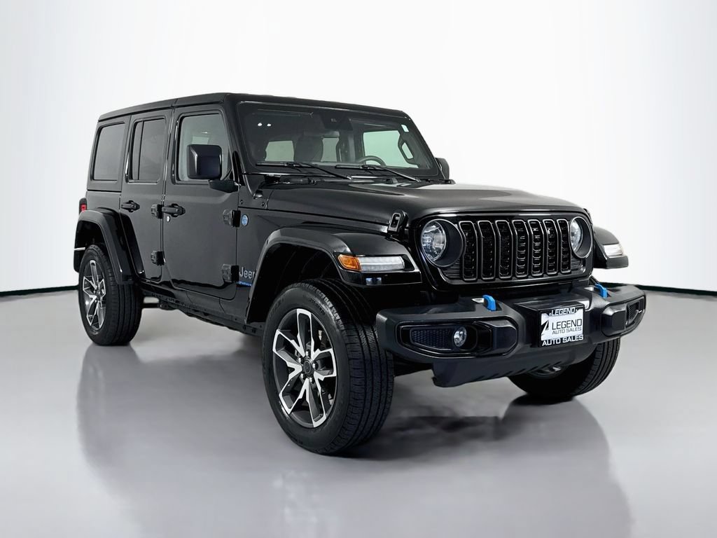 Used 2024 Jeep Wrangler Unlimited w/ Convenience Group AWD/4WD image 4