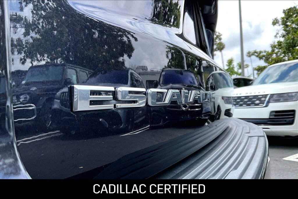 Certified 2023 Cadillac Escalade Premium Luxury AWD/4WD image 30