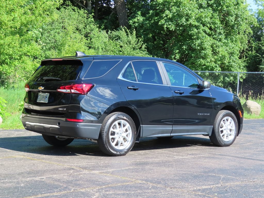 Used 2024 Chevrolet Equinox LT AWD/4WD image 3