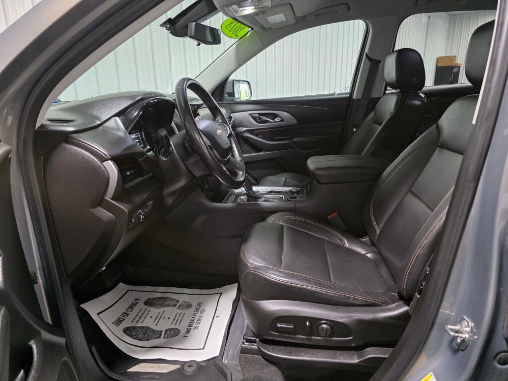 Used 2018 Chevrolet Traverse LT AWD/4WD image 9