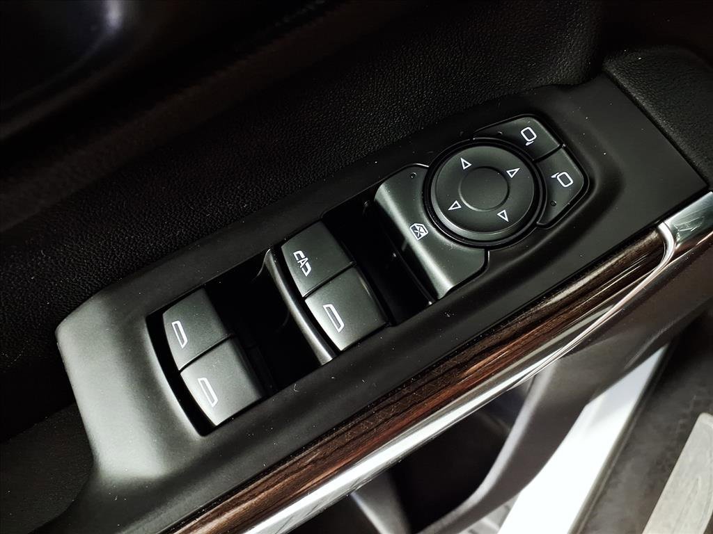 Used 2020 Chevrolet Silverado 1500 LT w/ Texas Edition image 25