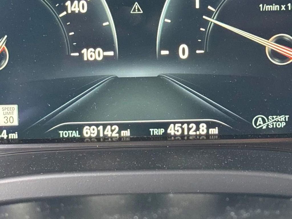 Used 2019 BMW X4 xDrive30i w/ Convenience Package image 7