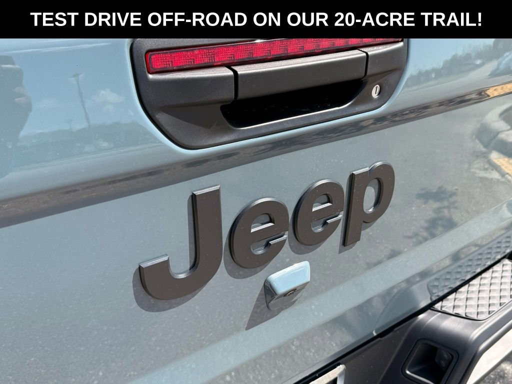 New 2026 Jeep Gladiator Sport image 32