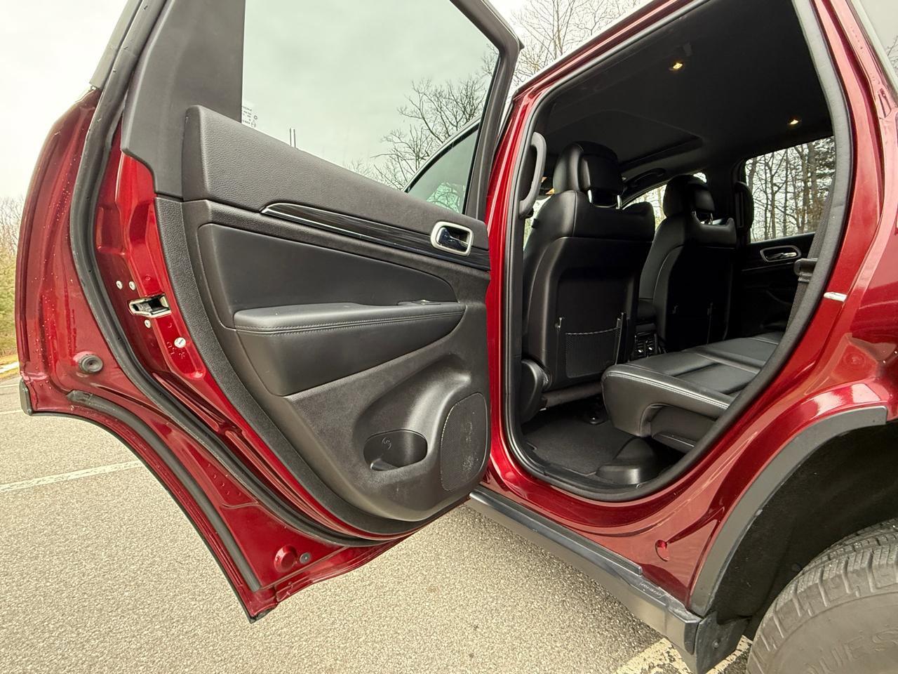 Used 2021 Jeep Grand Cherokee Limited image 21