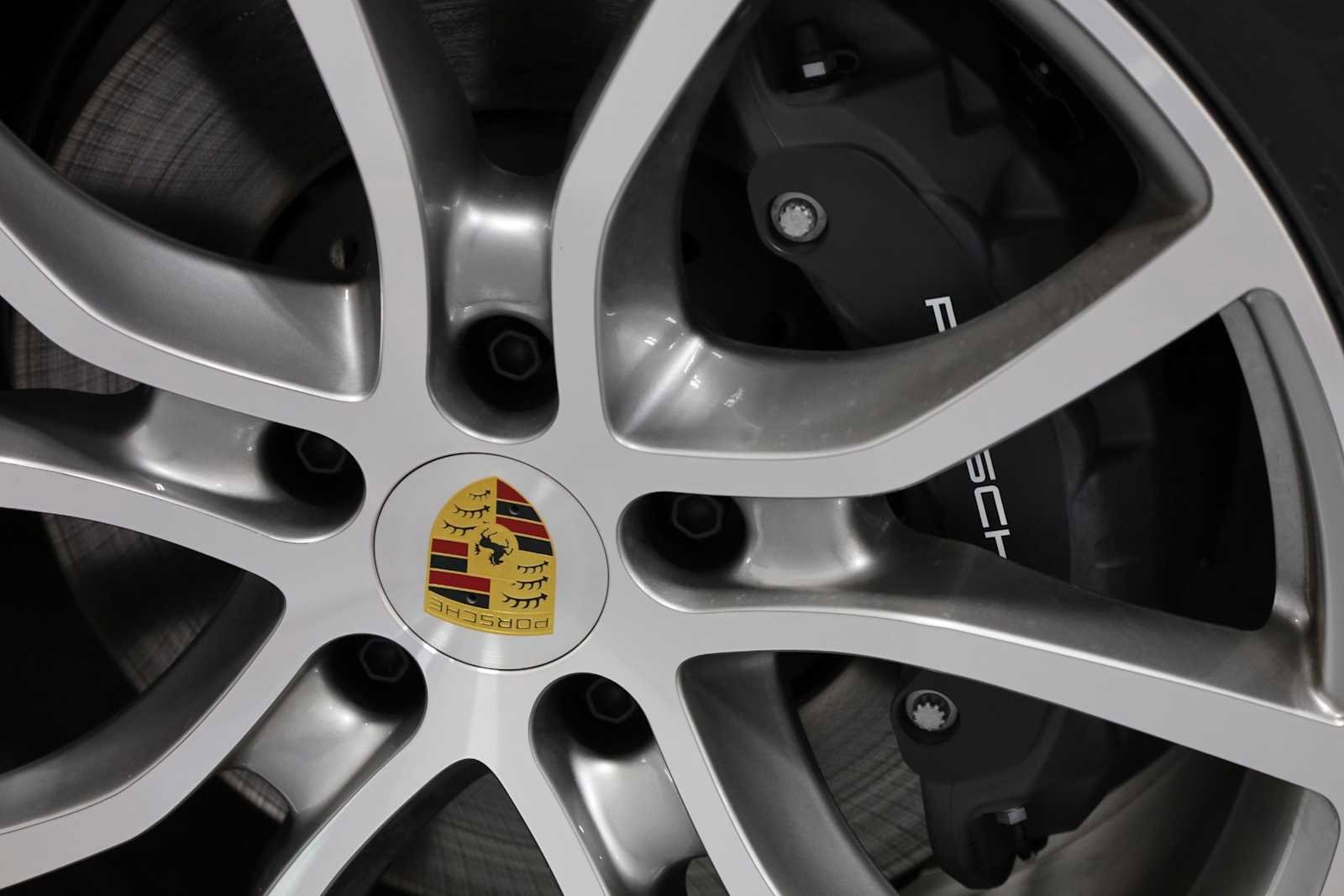 Certified 2024 Porsche Cayenne image 14