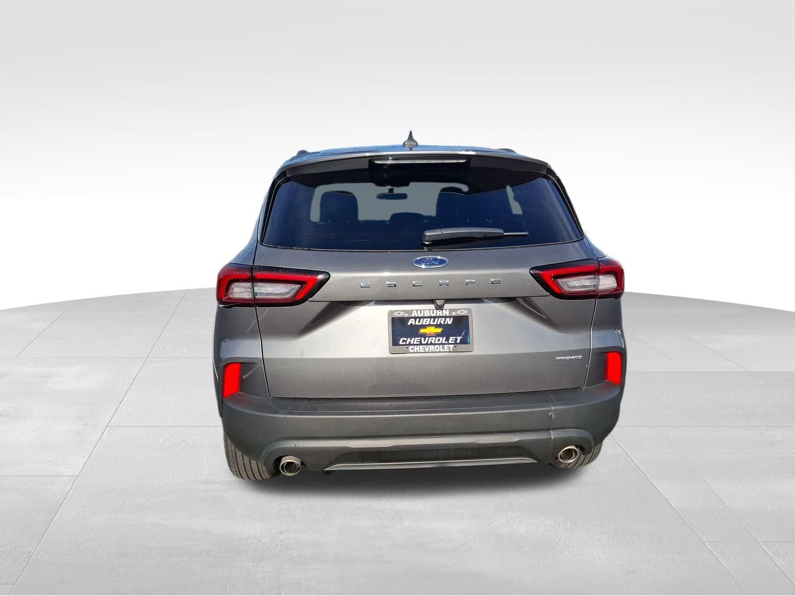 Used 2025 Ford Escape ST-Line image 4