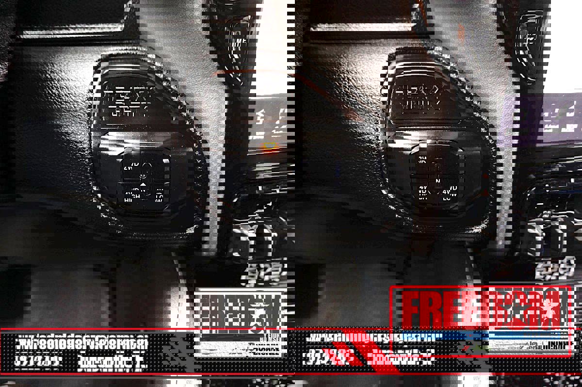 Used 2025 RAM 3500 Laramie w/ Max Tow Package image 32