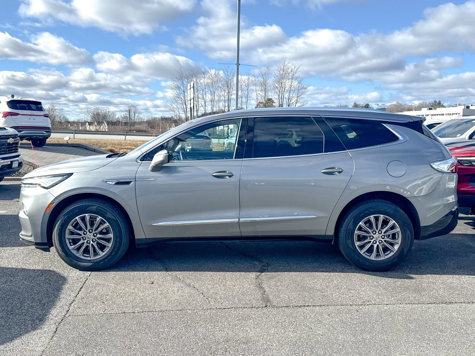 Certified 2024 Buick Enclave Premium image 4