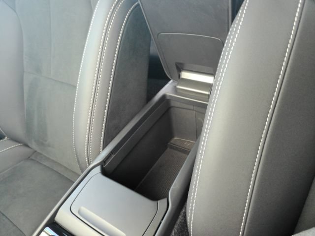 Used 2022 Volvo XC40 P8 Recharge Plus AWD/4WD image 47