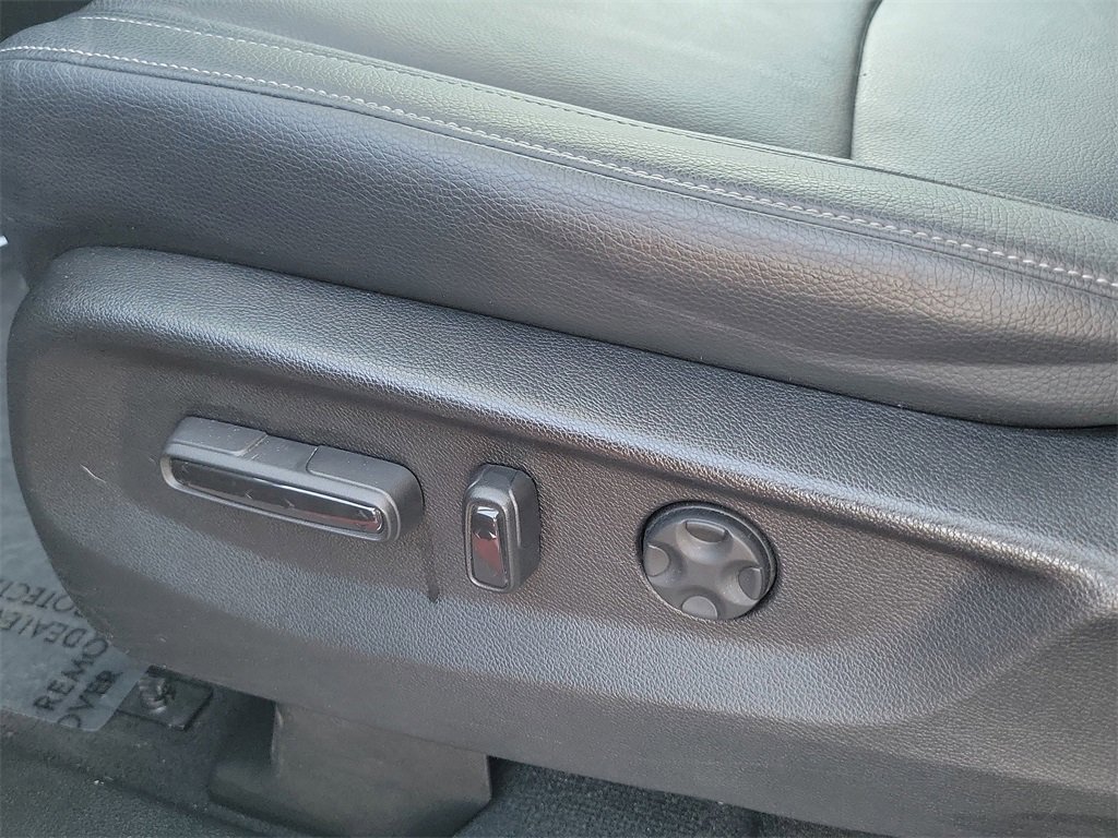 Used 2024 Honda Odyssey Touring image 17