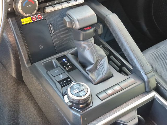 Used 2026 Toyota 4Runner TRD Off-Road Premium AWD/4WD image 13