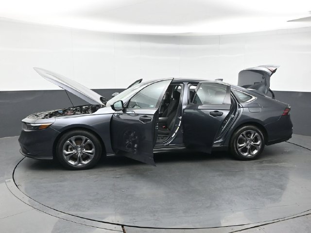 Used 2023 Honda Accord EX image 39