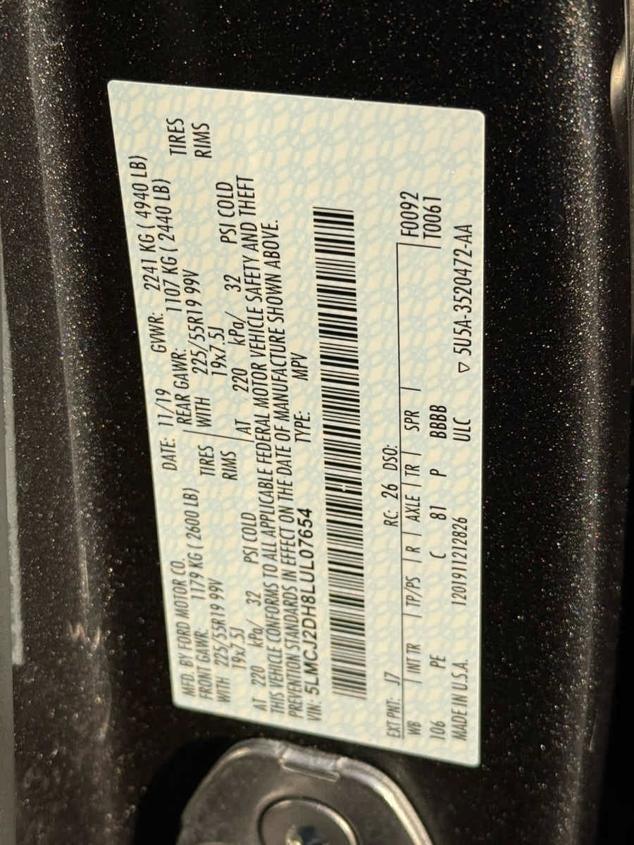 Used 2020 Lincoln Corsair Reserve w/ Equipment Group 202A image 32