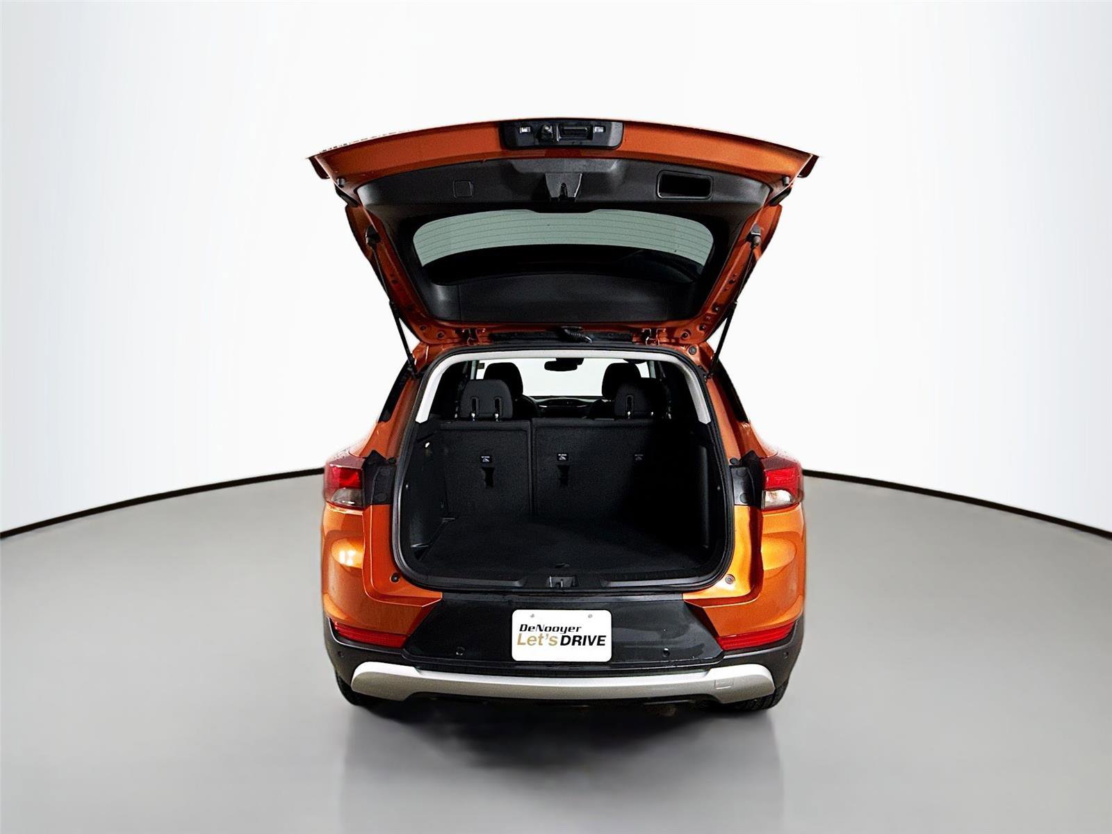 Used 2023 Chevrolet TrailBlazer LT w/ Convenience Package image 24