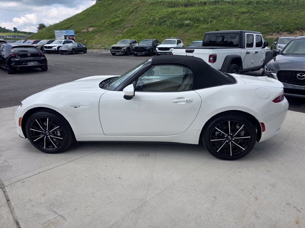 New 2026 MAZDA MX-5 Miata Grand Touring w/ Weather Package RWD image 4