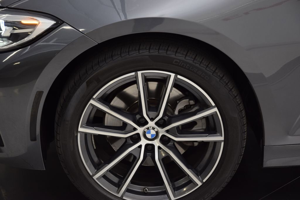 Used 2021 BMW 330i Sedan w/ Driving Assistance Package image 12