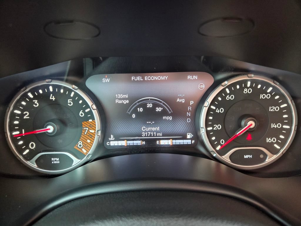 Used 2022 Jeep Renegade Trailhawk AWD/4WD image 33