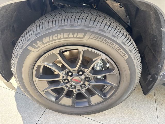 Used 2024 Toyota Sequoia Limited w/ TRD Off-Road Package AWD/4WD image 12