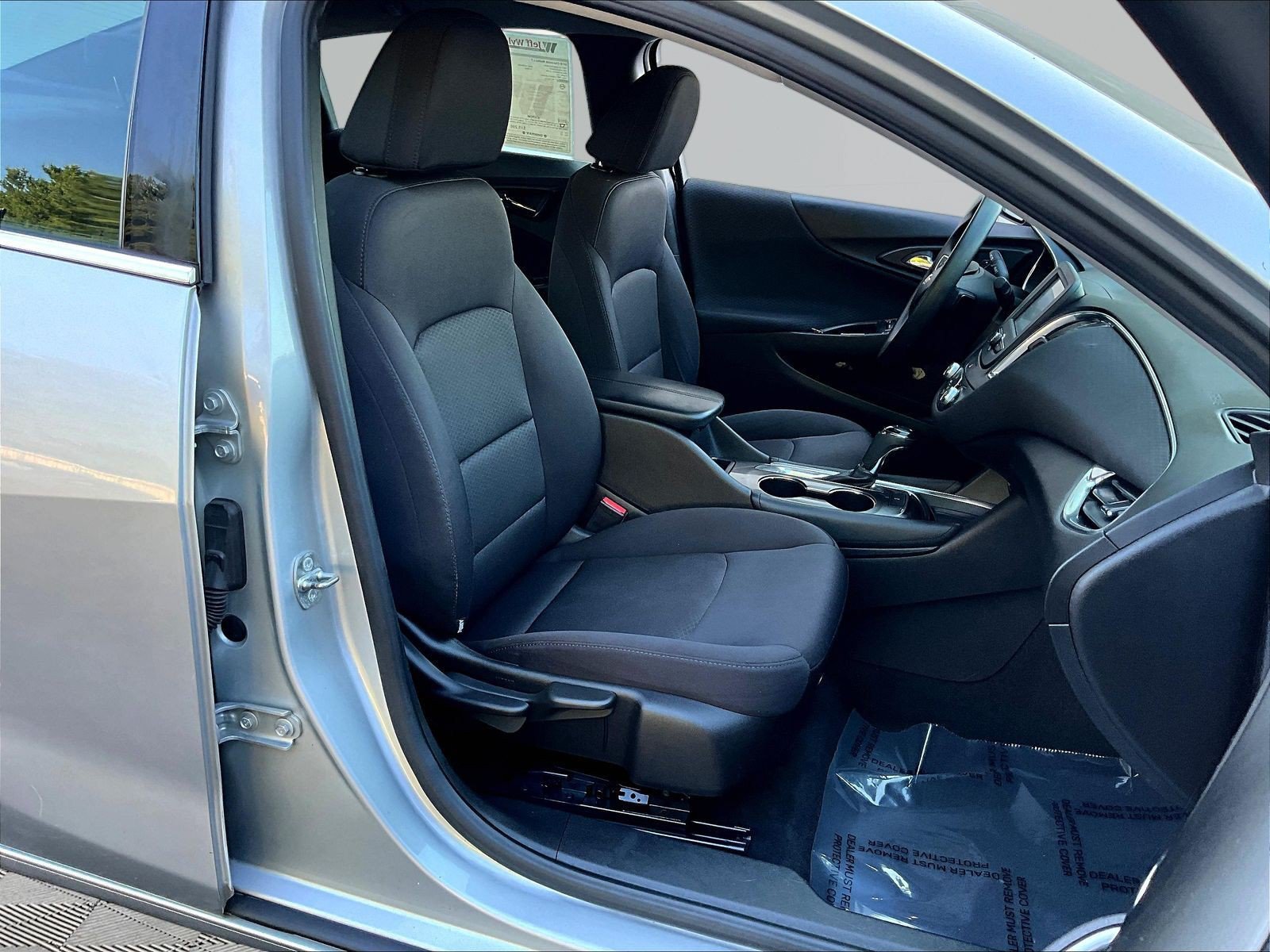Used 2016 Chevrolet Malibu LT FWD image 28