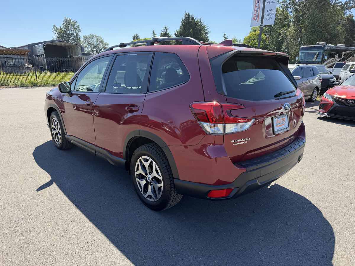Used 2021 Subaru Forester Premium w/ Popular Package #1 AWD/4WD image 6