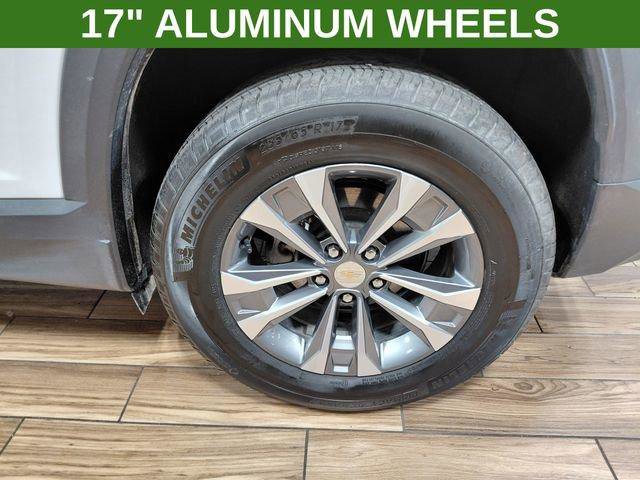 Used 2026 Chevrolet Equinox LT AWD/4WD image 9