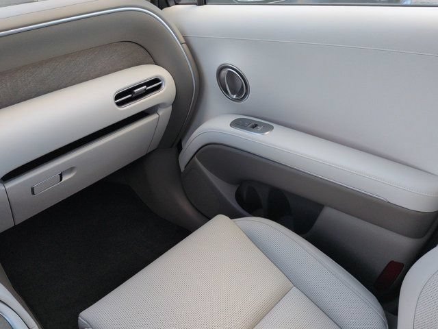 Certified 2026 Hyundai Palisade Limited AWD/4WD image 17