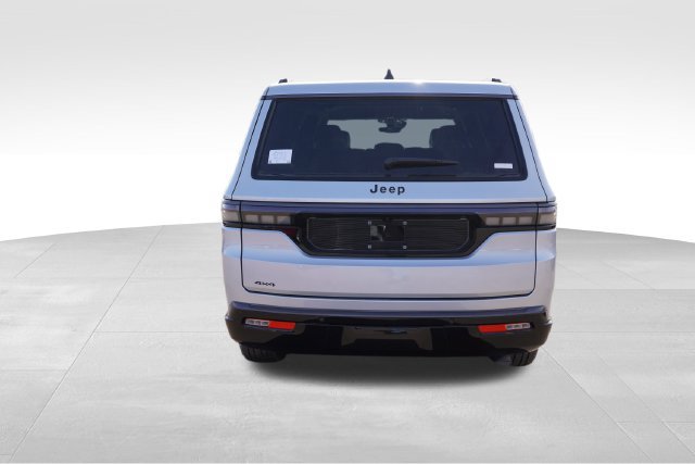 New 2026 Jeep Grand Wagoneer L Limited w/ Convenience Group I AWD/4WD image 4