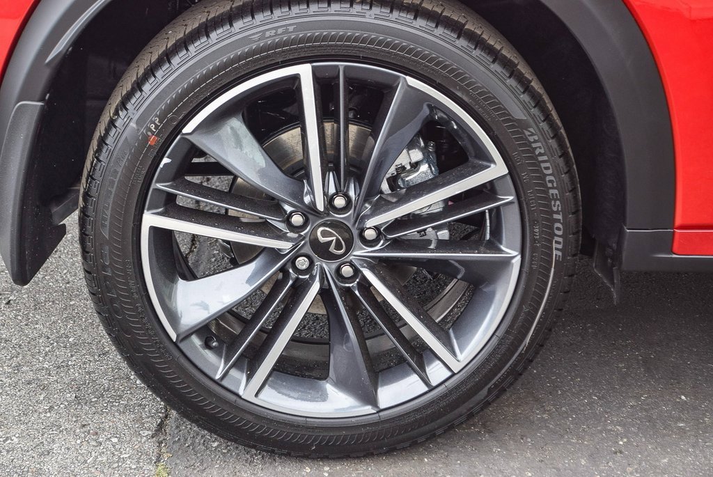 Used 2024 INFINITI QX55 Essential image 9