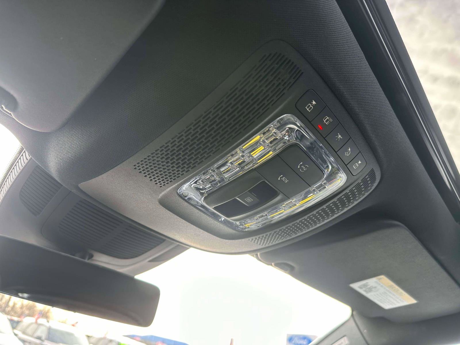 Used 2024 Mercedes-Benz GLE 450e GLE 450e Plug-In Hybrid 4MATIC image 33