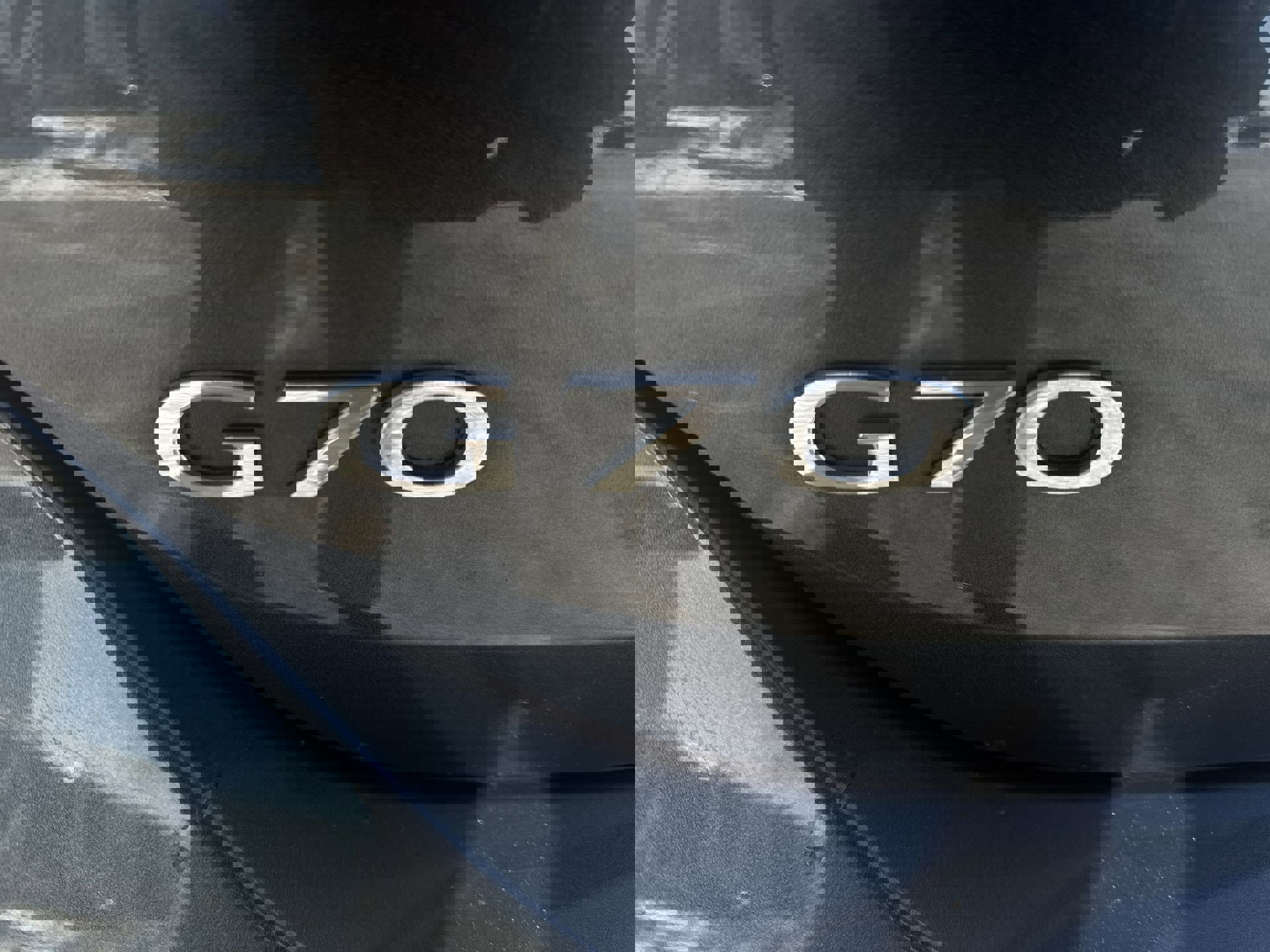 Used 2023 Genesis G70 2.0T image 31