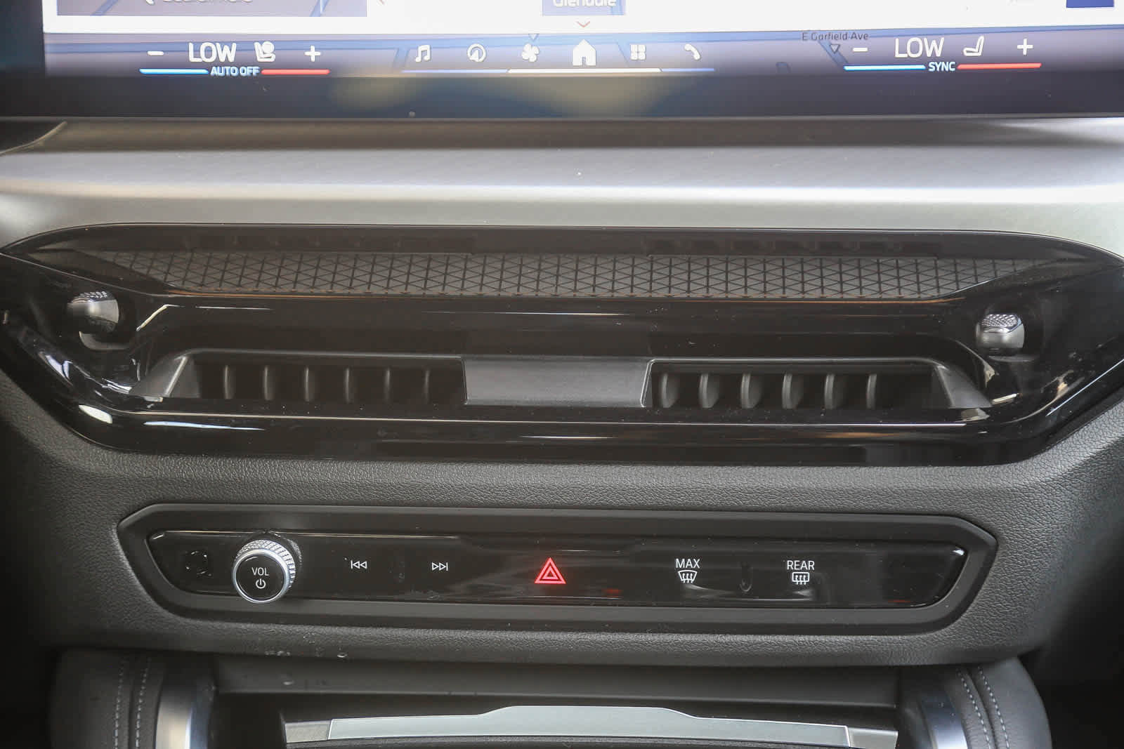 Used 2025 BMW M240i xDrive Coupe image 10