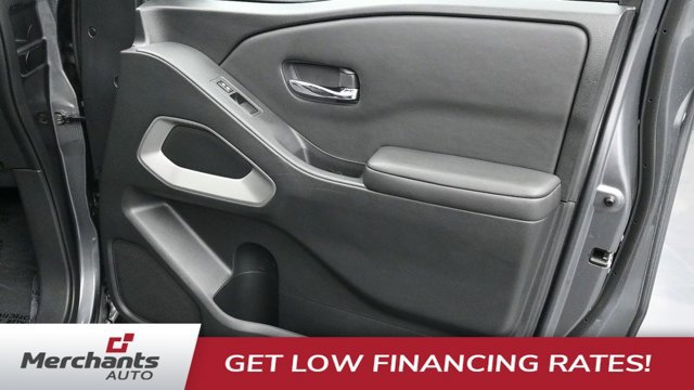 Used 2023 Nissan Frontier SV w/ Technology Package AWD/4WD image 10