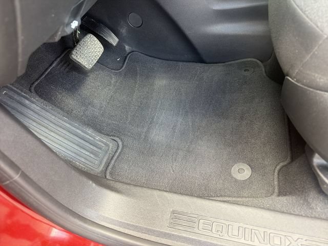 Used 2023 Chevrolet Equinox LT AWD/4WD image 36