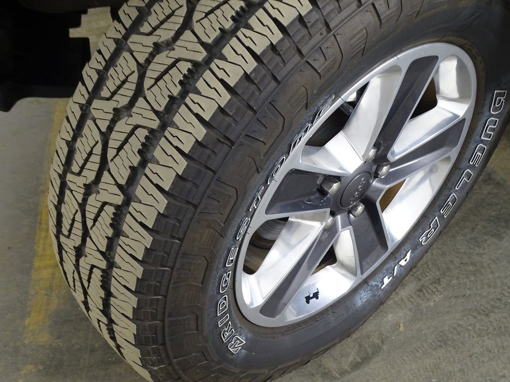 Used 2018 Jeep Wrangler Unlimited Sahara w/ Safety Group image 40