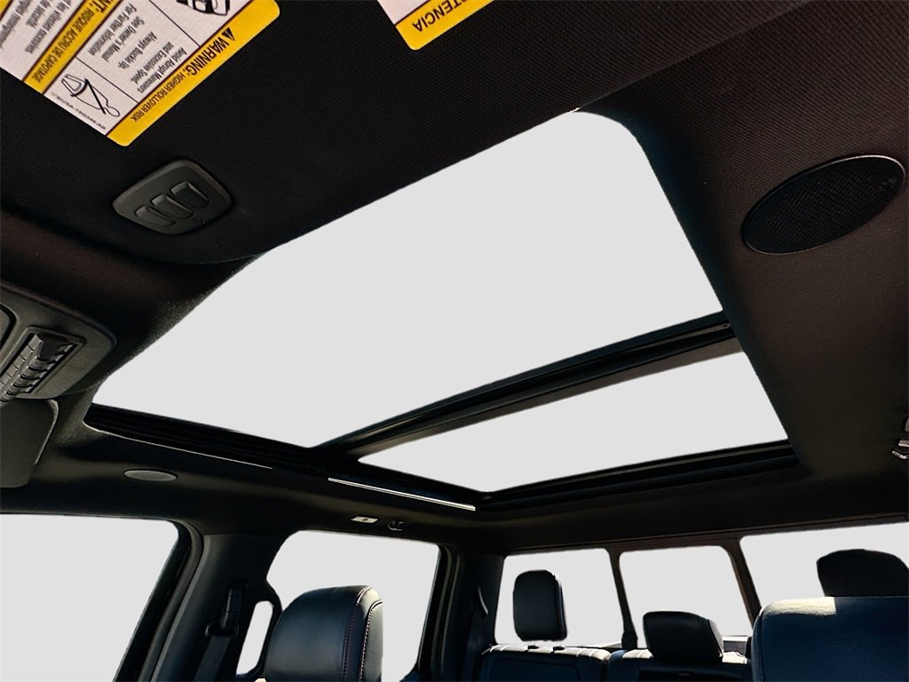 Used 2025 Ford F150 Raptor image 23