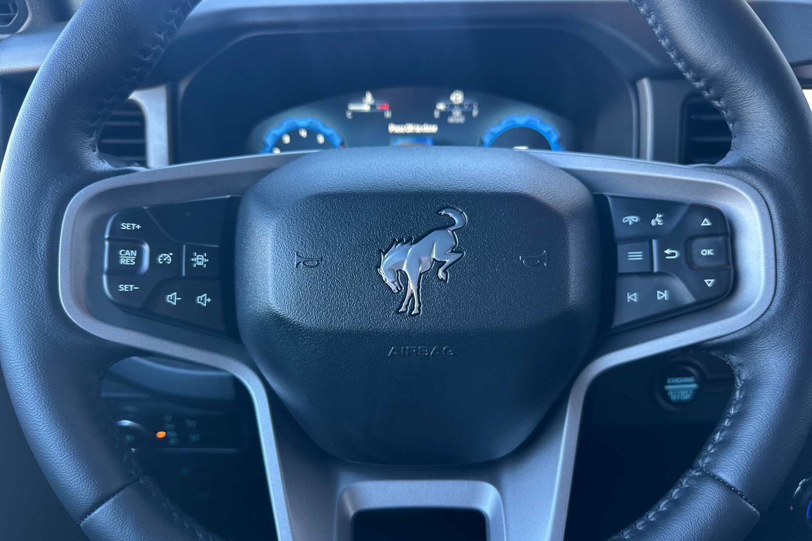 New 2025 Ford Bronco Badlands w/ Sasquatch Package image 24