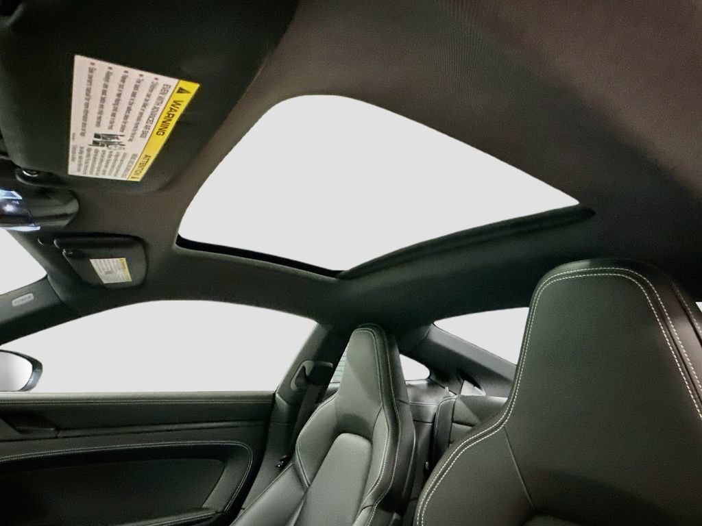 Certified 2025 Porsche 911 Carrera T RWD image 22