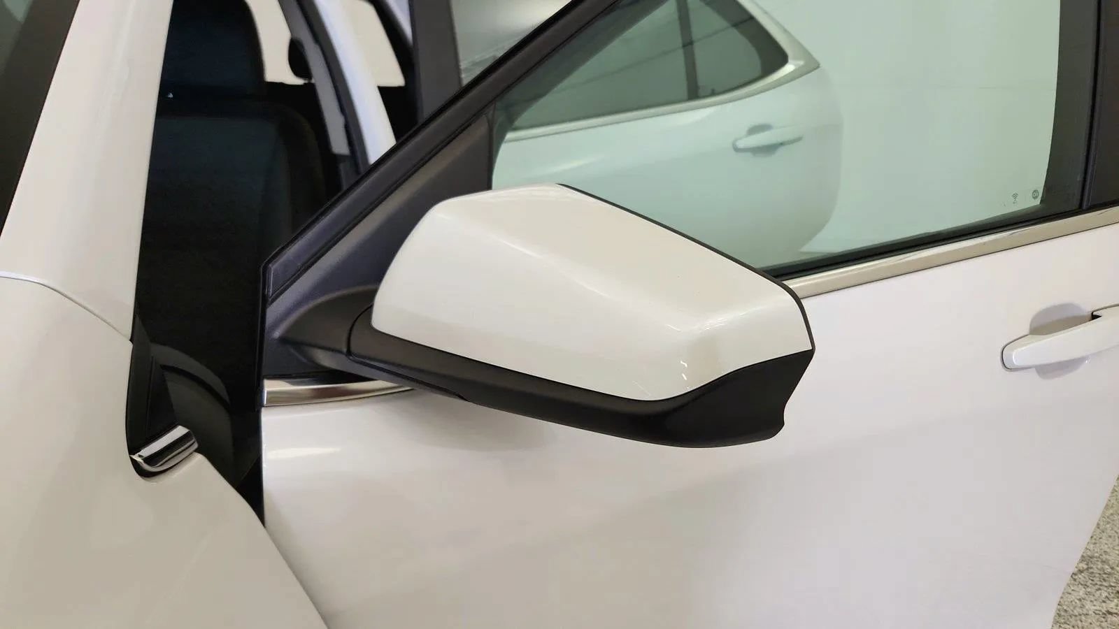 Used 2022 Chevrolet Equinox LT FWD image 36