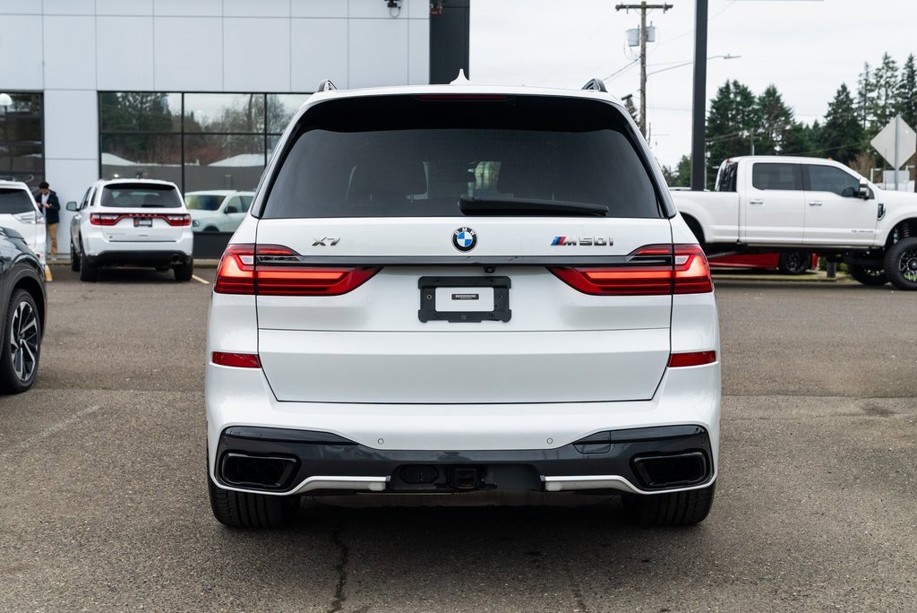 Used 2022 BMW X7 M50i image 5