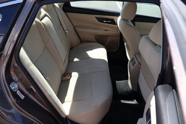 Used 2015 Nissan Altima 2.5 SV w/ Convenience Package FWD image 21