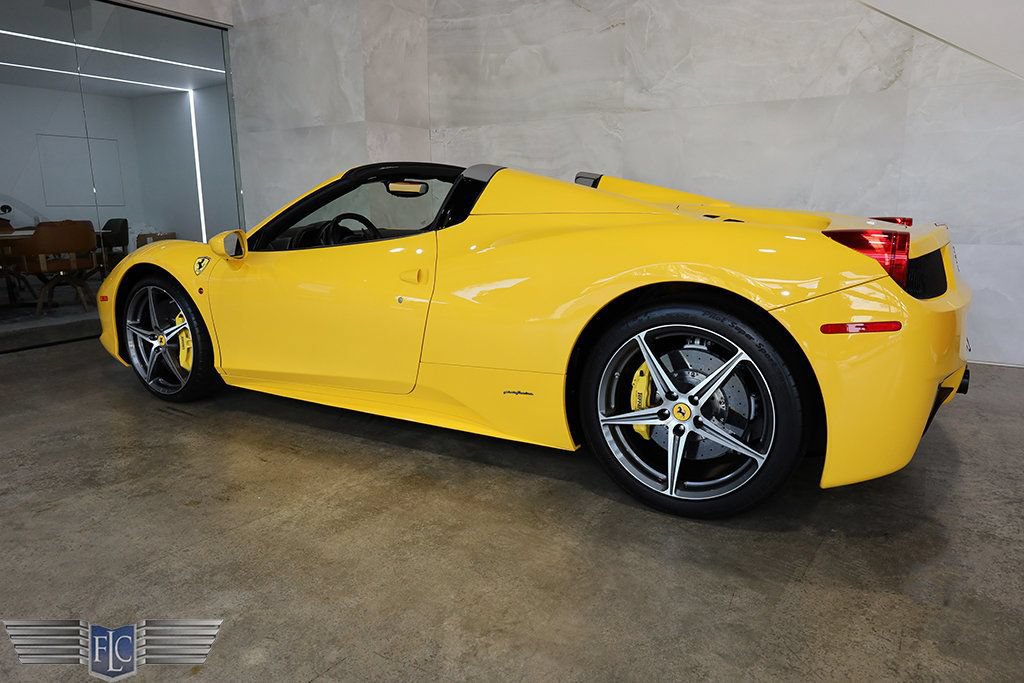 Used 2015 Ferrari 458 Spider RWD image 48