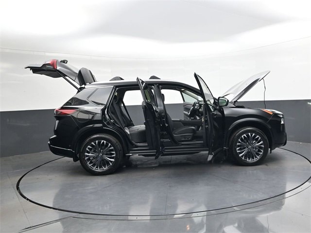 New 2026 Nissan Rogue Platinum image 30