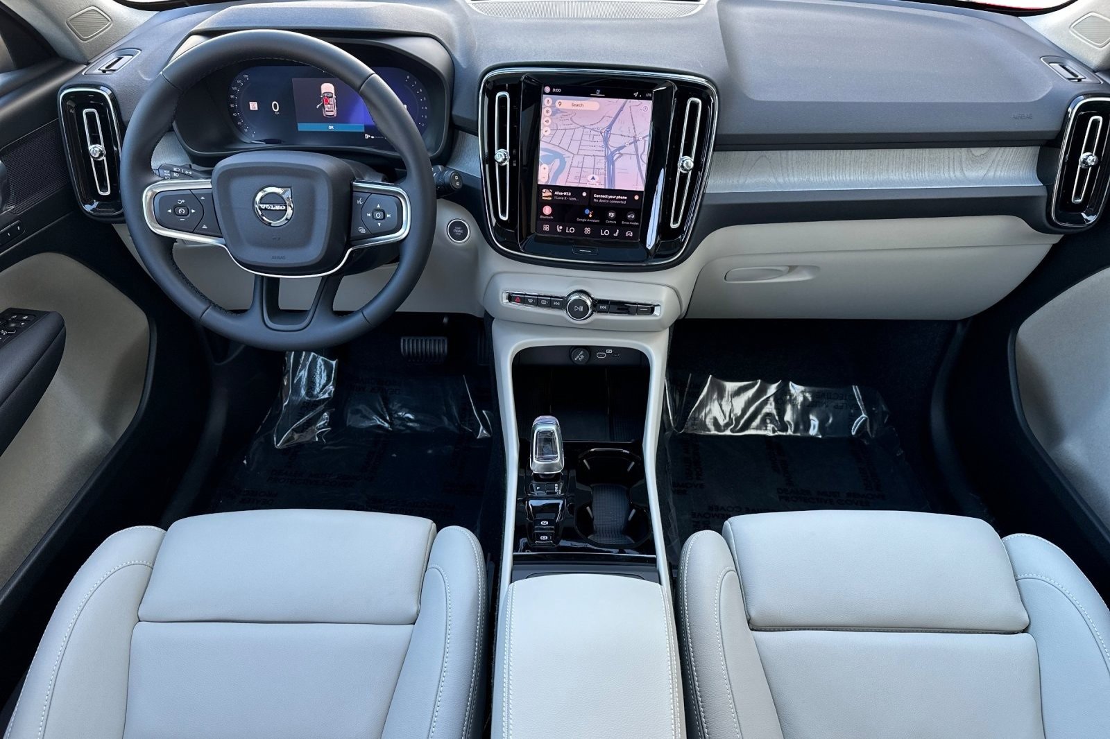 New 2026 Volvo XC40 B5 Plus w/ Protection Package Premier image 3