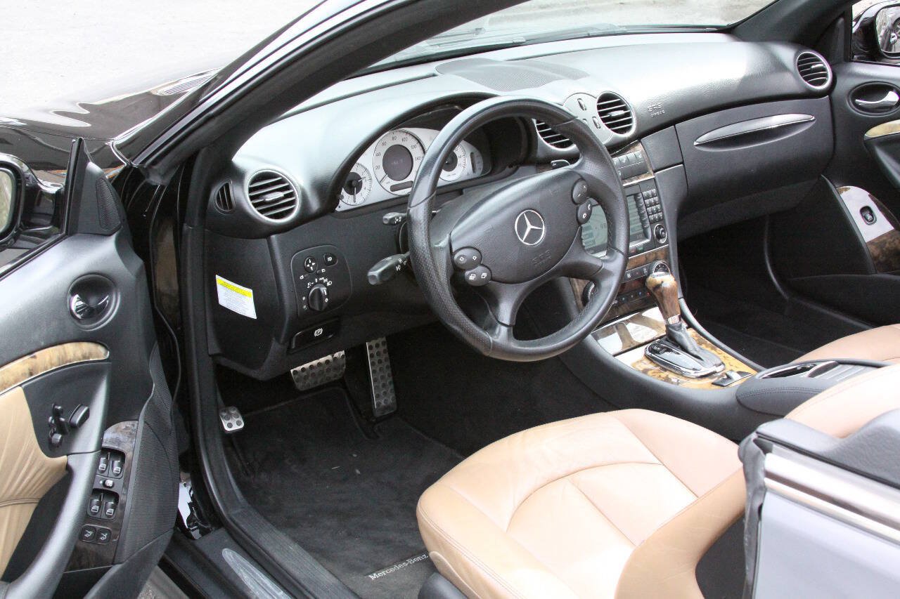 Used 2008 Mercedes-Benz CLK 550 Cabriolet image 18