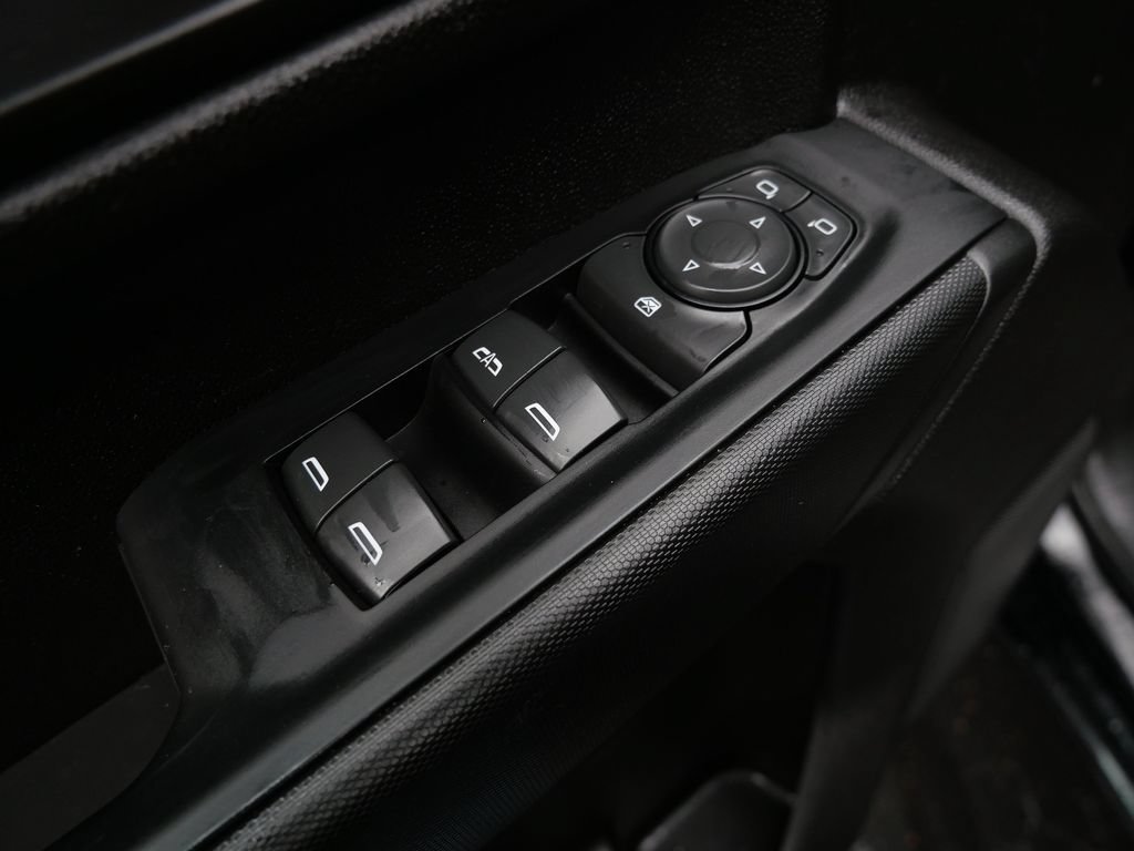 Certified 2022 Chevrolet Silverado 2500 Custom w/ Gooseneck/5TH Wheel Package AWD/4WD image 17