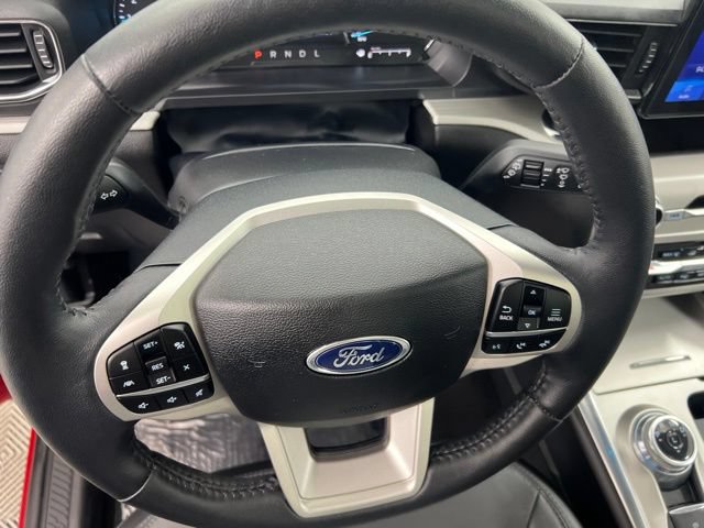 Used 2023 Ford Explorer XLT w/ Equipment Group 202A AWD/4WD image 22