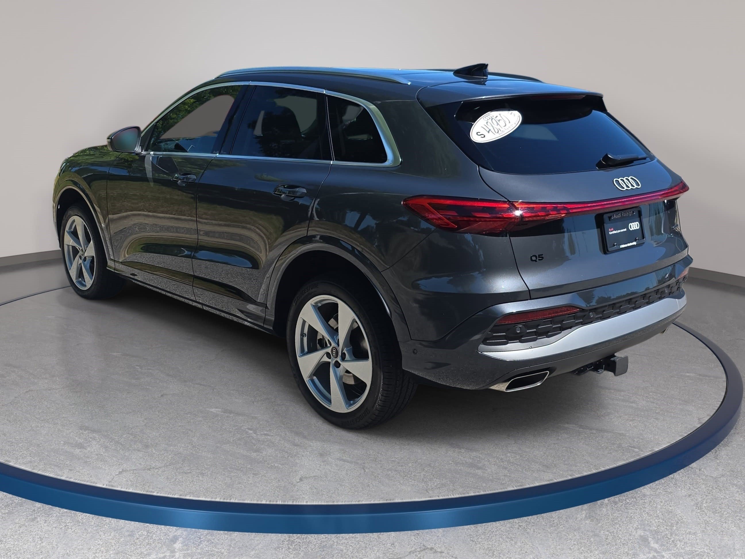 Certified 2025 Audi Q5 Premium w/ Premium Plus AWD/4WD image 8